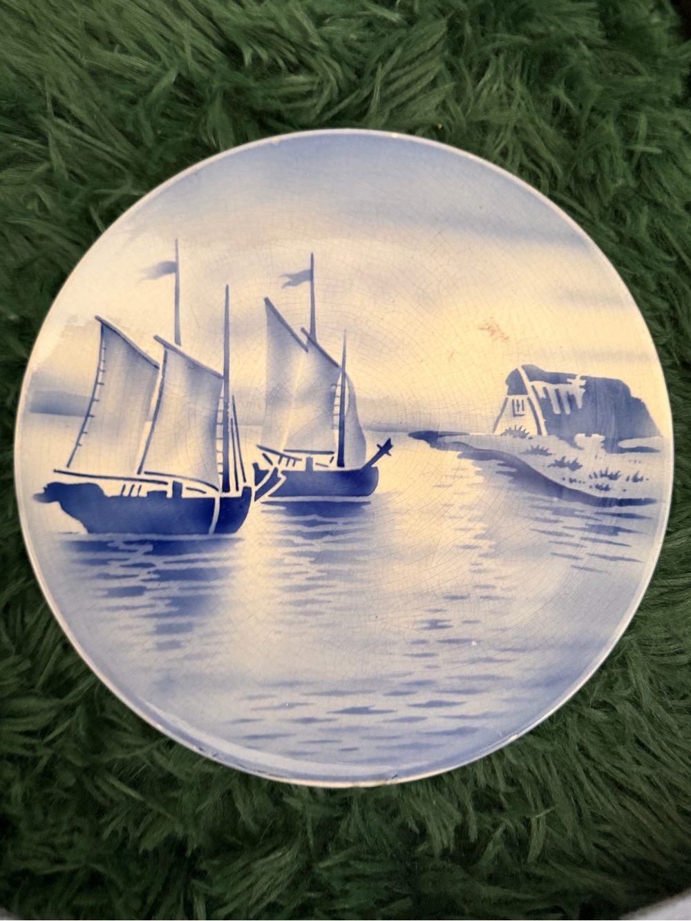 Villeroy & Boch Mettlach Blue & White Sailboat Wall Plate 7” Germany